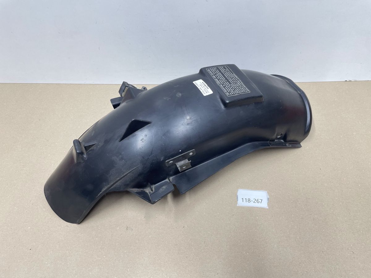 Honda VF 750 F - Spritzschutz hinten Verkleidung Abdeckung fairing  (118-5)