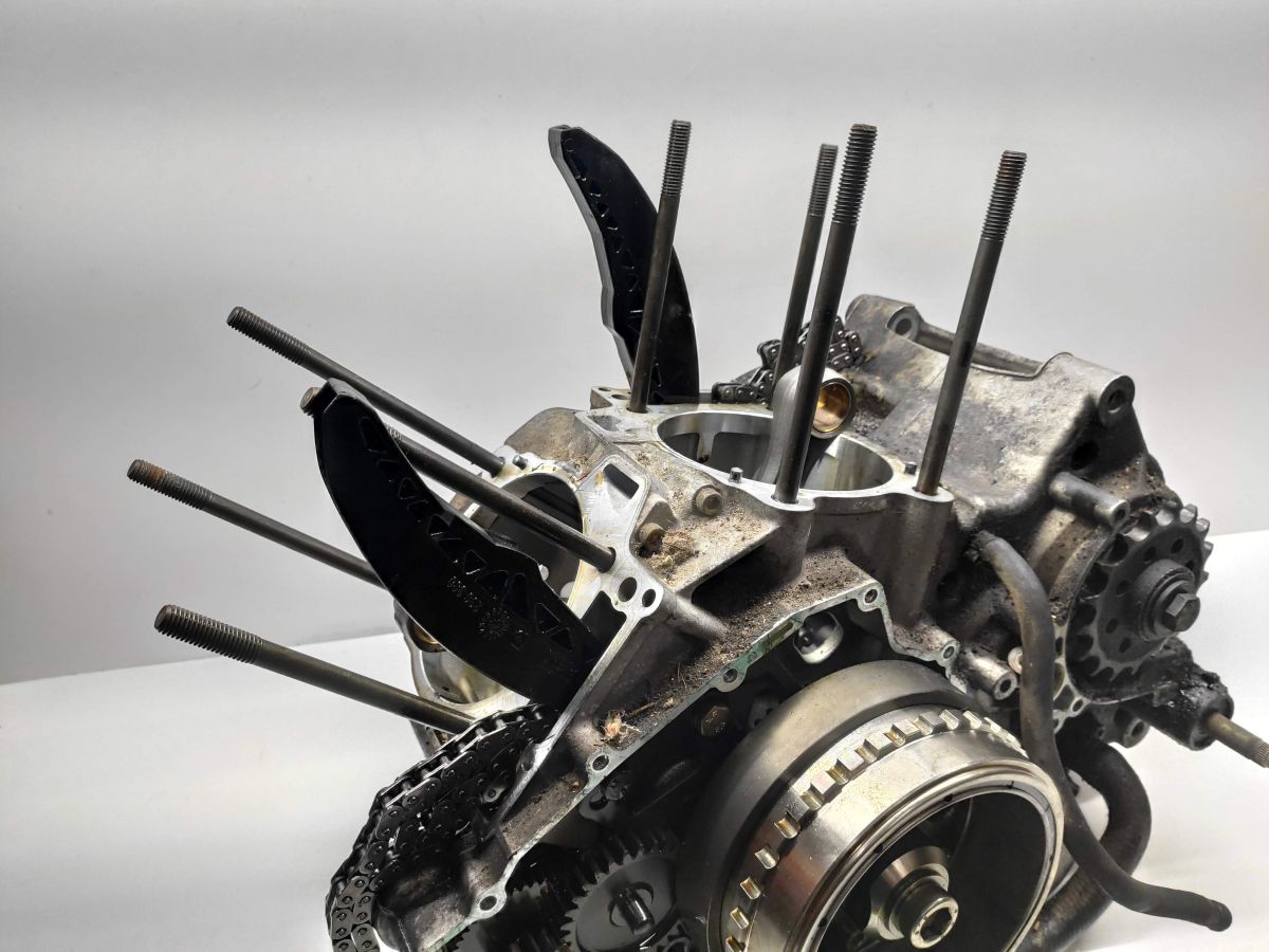 Aprilia Caponord ETV 1000 ABS - Motorblock Motor Kurbelwelle Getriebe