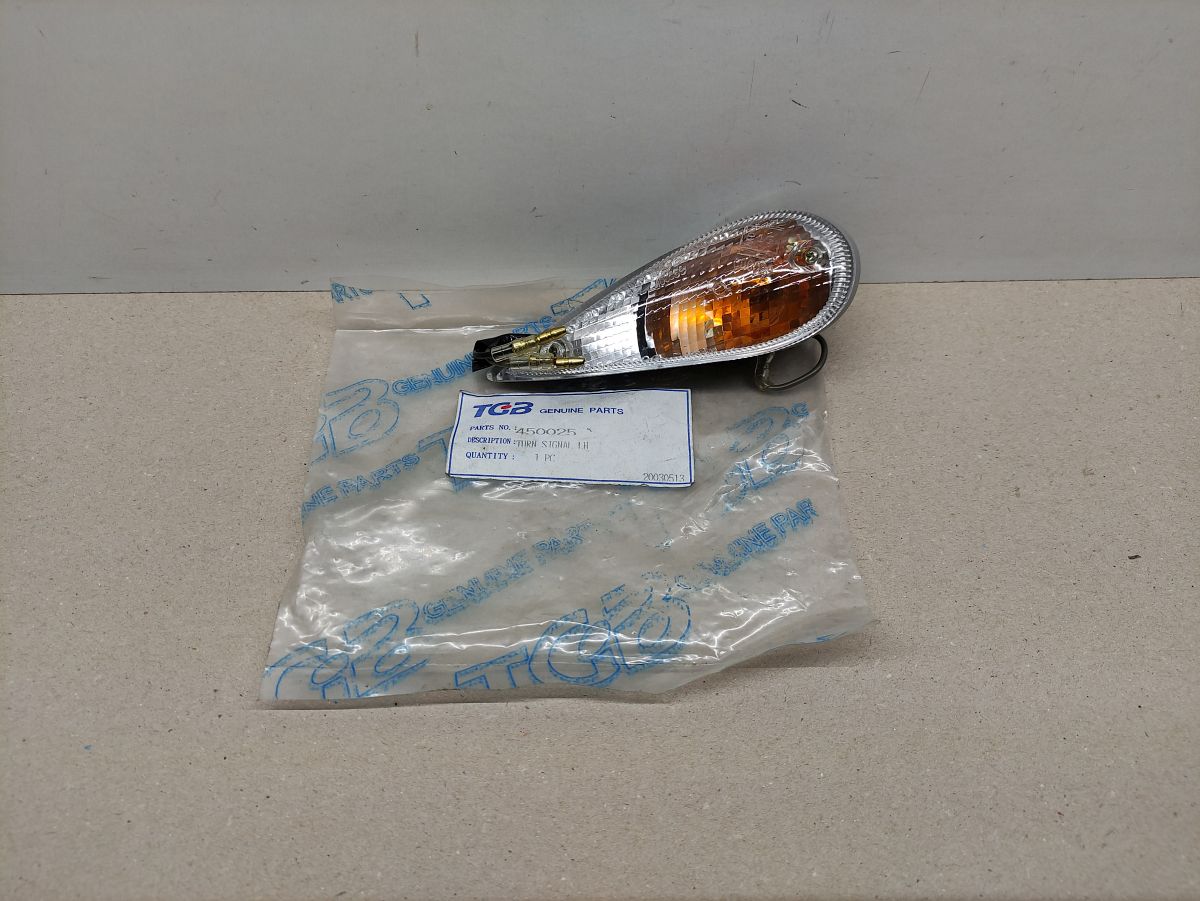TGB Pegasus SKY 2 - ORIGINAL Blinker vorne links NEU 450025 !  (39-6)