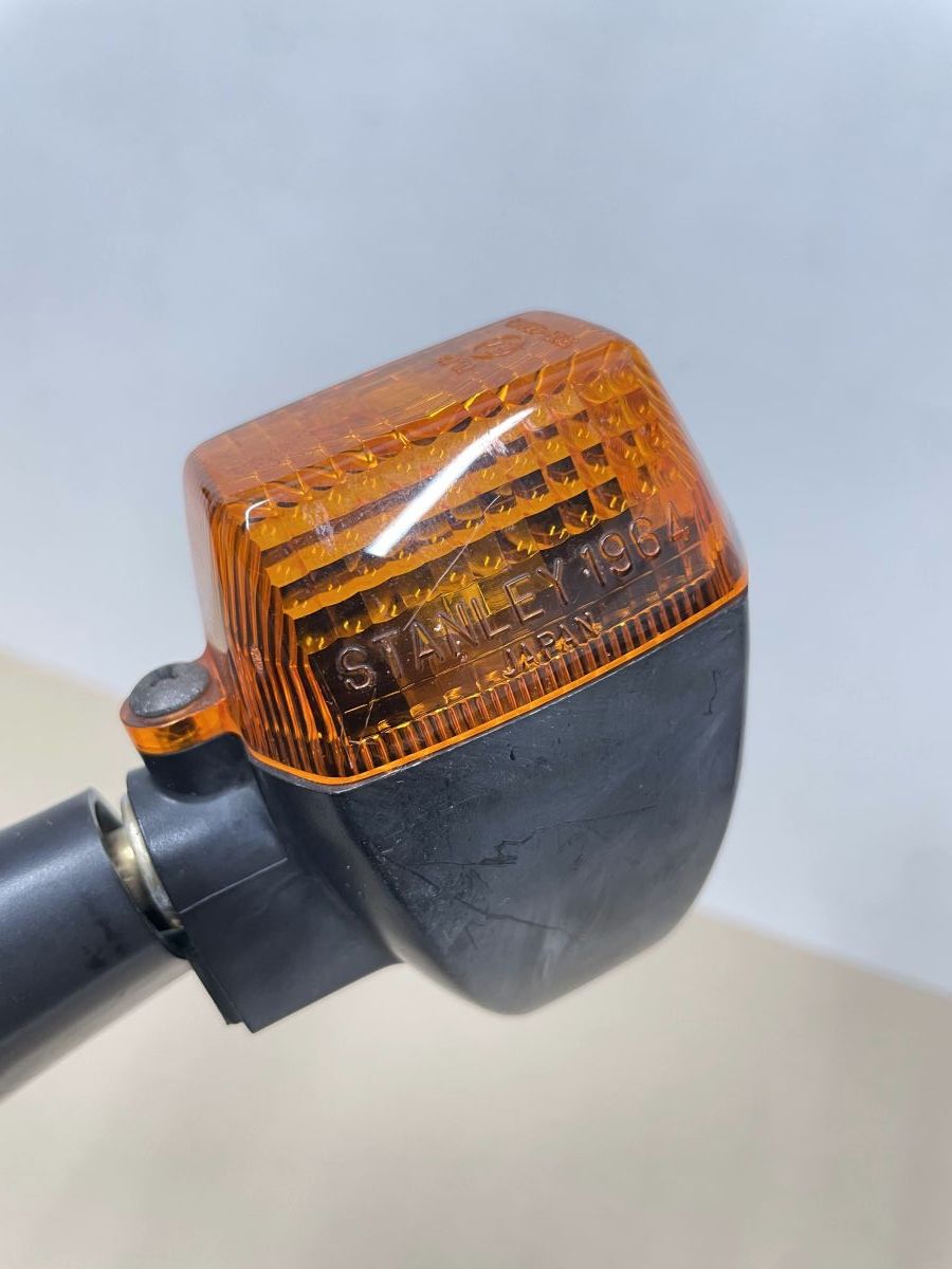 Kawasaki GPZ 500 S - Blinker vorne  flasher (118-14)