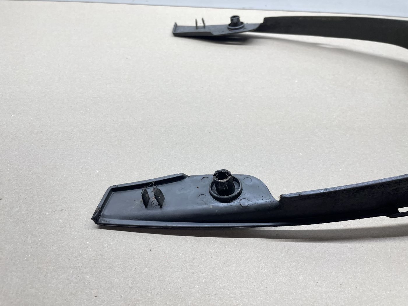 Piaggio NRG MC3   - Verkleidung Sitzbank Abdeckung Verkleidung (111)