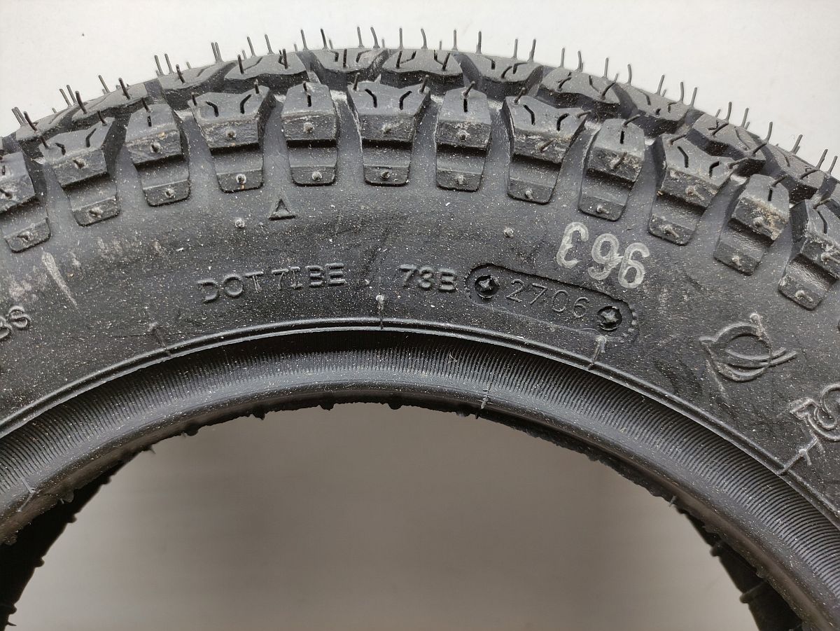 Reifen Schwalbe 3.00-10 (50J)  DOT 2006   NEU  (39)