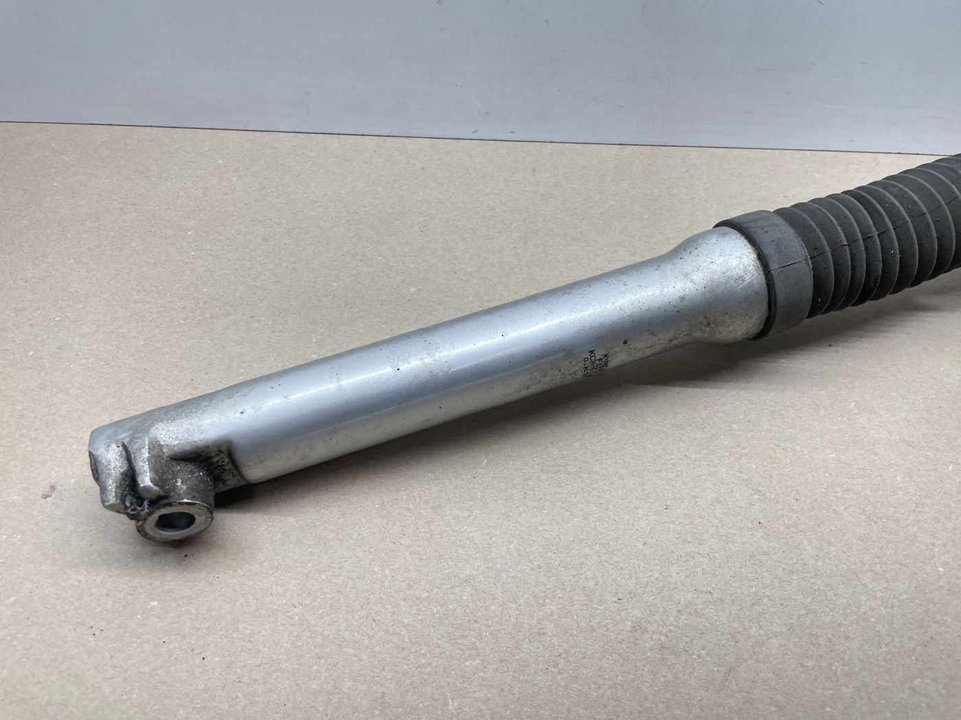 Kymco KB 50  - original Gabel Stoßdämpfer Federung fork  (117)