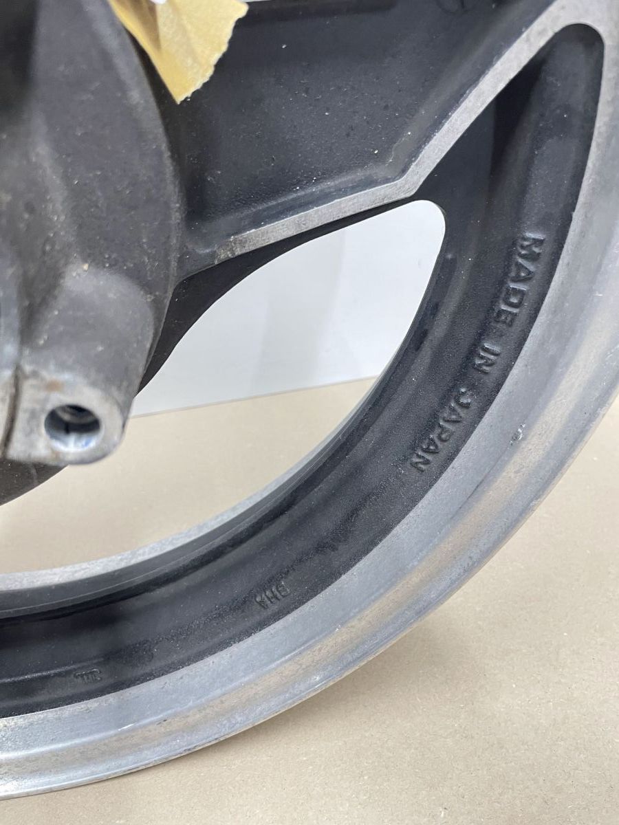 Suzuki GSX 1100 F  - Hinterrad Reifen Felge hinten rear wheel (118)
