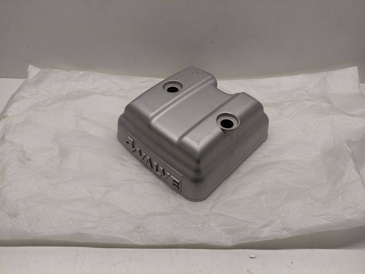 Hyosung GA125F Cruise II - original Ventildeckel NEU Motordeckel !  (38-2)