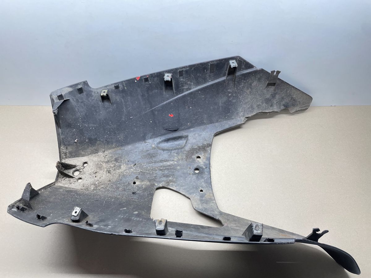 Aprilia SR50 R - Unterboden Verkleidung Abdeckung Spritzschutz (67)