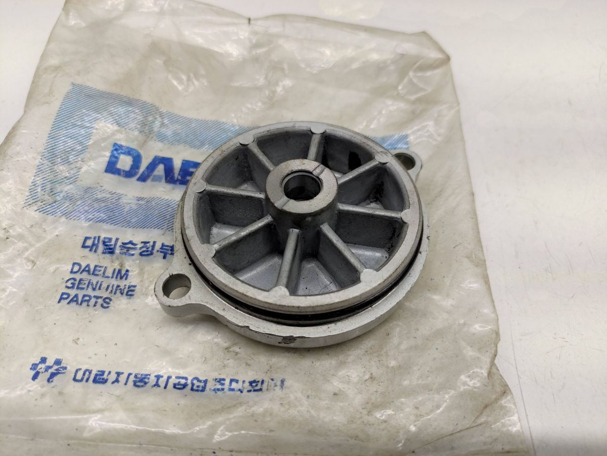 Daelim Roadwin 125 - Deckel klein Lichtmaschine Abdeckung  (38-10)