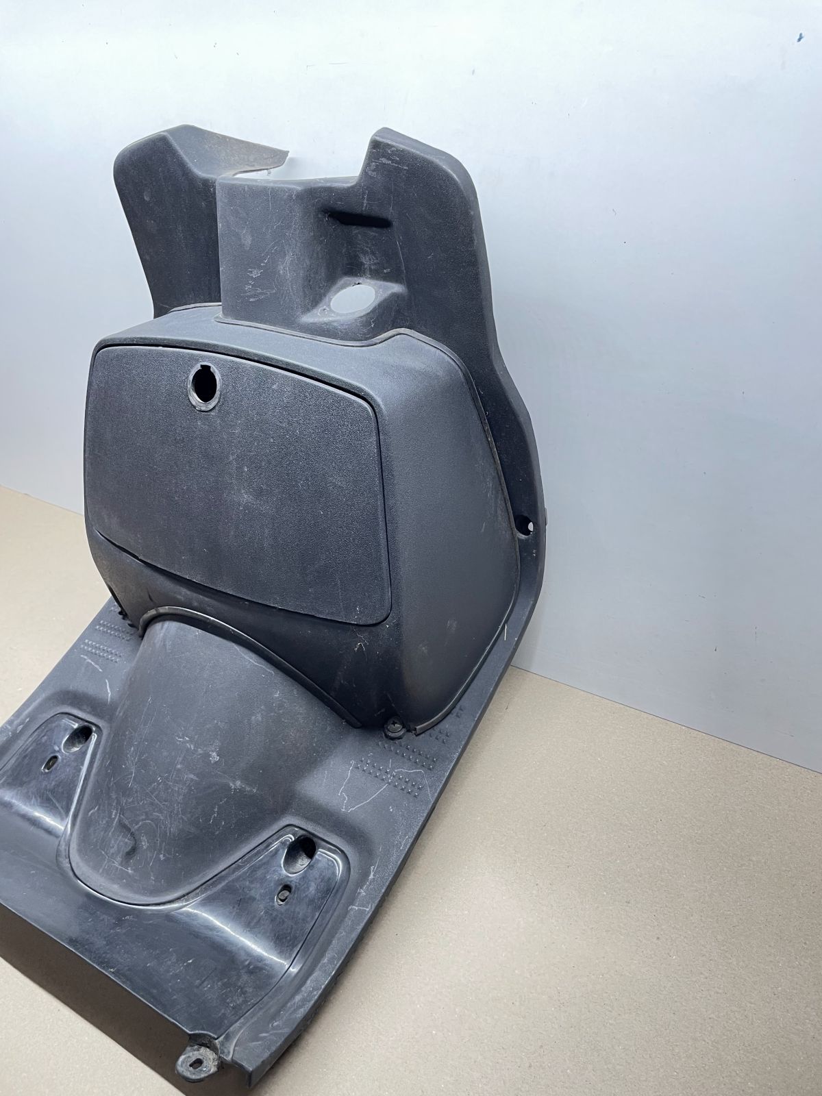 Itteco Shark TR50 - Beinschild Innenraum Abdeckung Verkleidung fairing  (72-1)