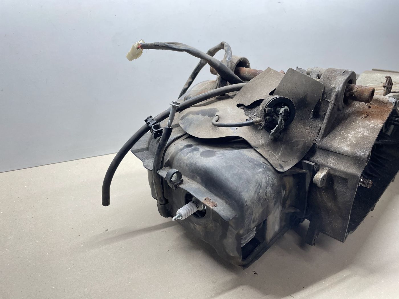 Aprilia Gulliver 50 - Motorblock Kurbelwelle Zylinder Getriebe engine (102-10)