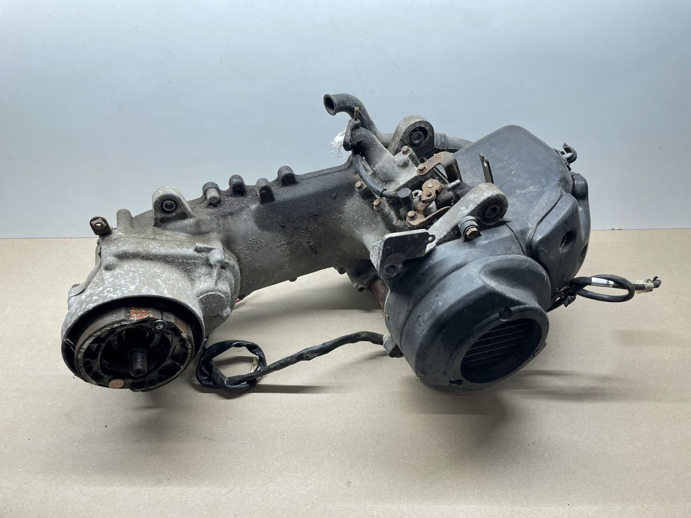 Kymco Cobra Cross - Motorblock Zylinder Getriebe Kurbelwelle engine (114)