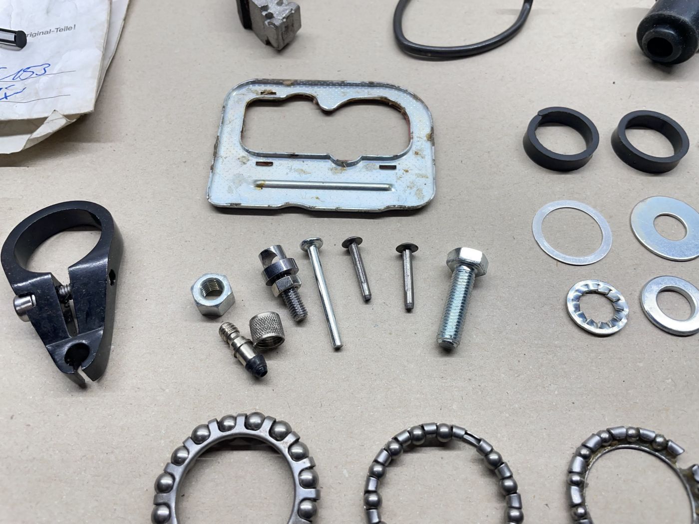 Mofa Moped Teile - Bremszug Schraube Mutter Feder Bremsbacke Dichtung Vergaser (39-81)