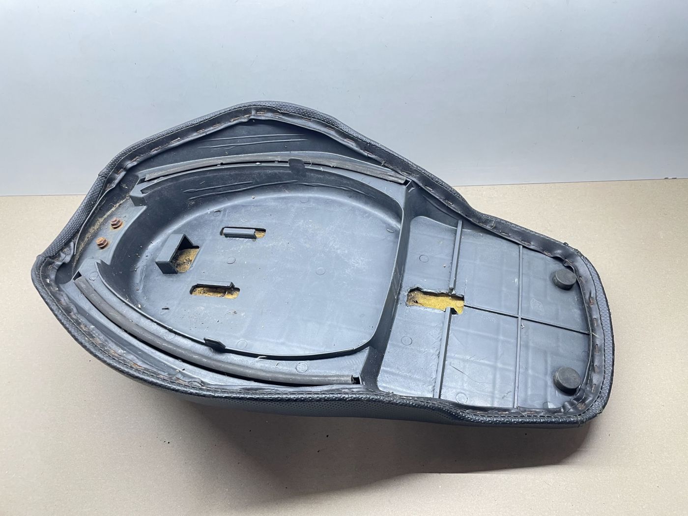 Longjia LJ125T-A Raptor - original Sitzbank Sattel Sitz seat  (109-2)