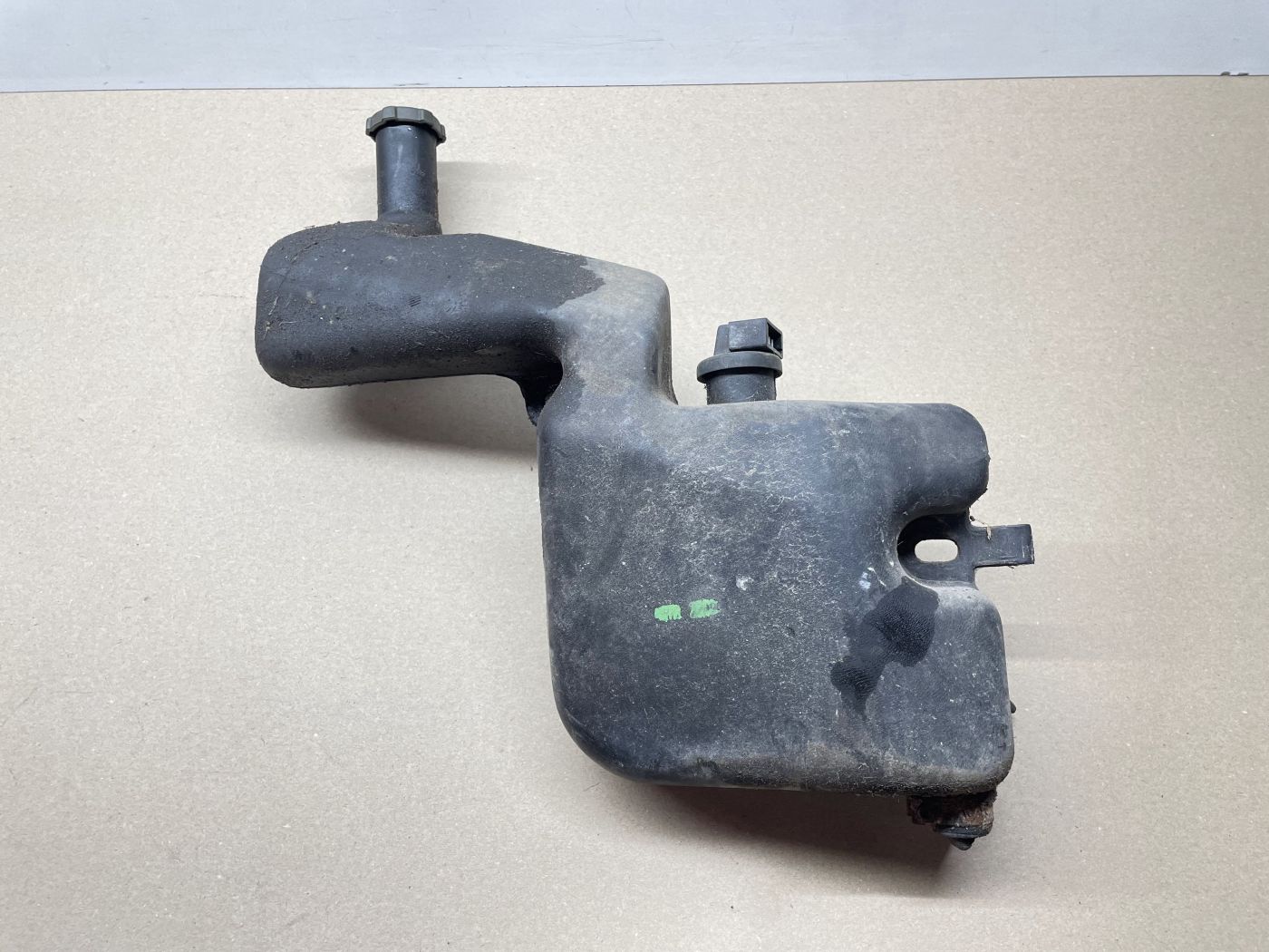 Piaggio NRG MC3  - original Öltank oiltank Öltankstopfen Deckel (111)