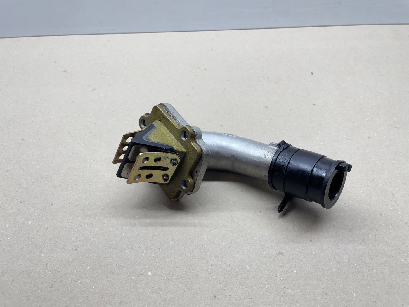 Lifan S-Ray 50 ORIGINAL Ansaugstutzen Motor Vergaser (102-12)