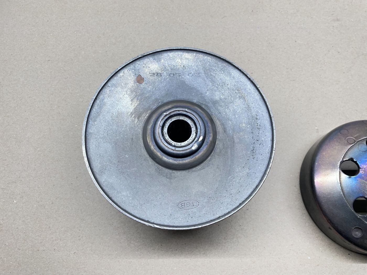 Piaggio NRG MC3  - original Kupplung PCV06 komplett Wandler Glocke (111)