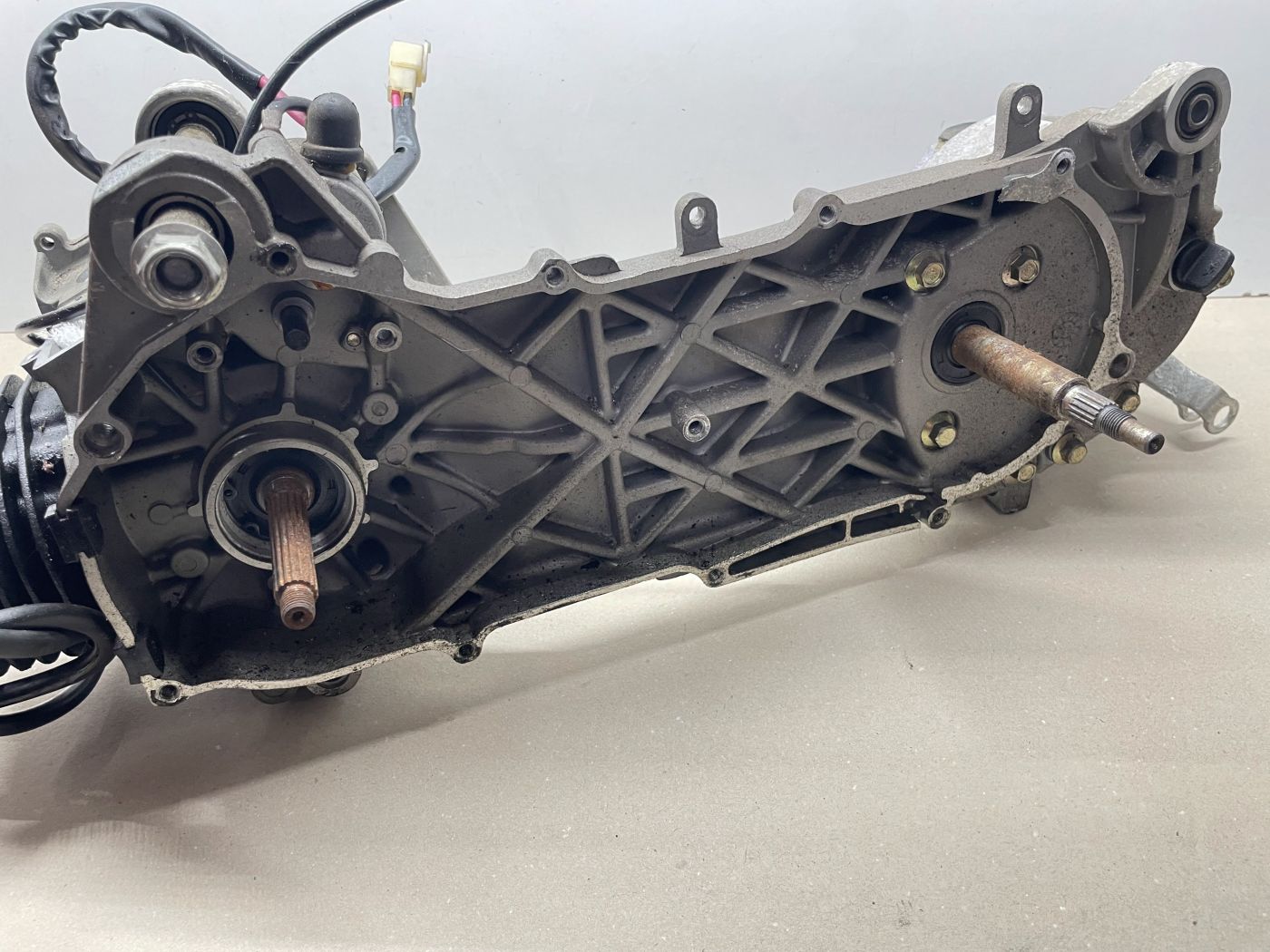 Lifan S-Ray 50 - Motorblock Zylinder Getriebe Kurbelwelle (102-12)