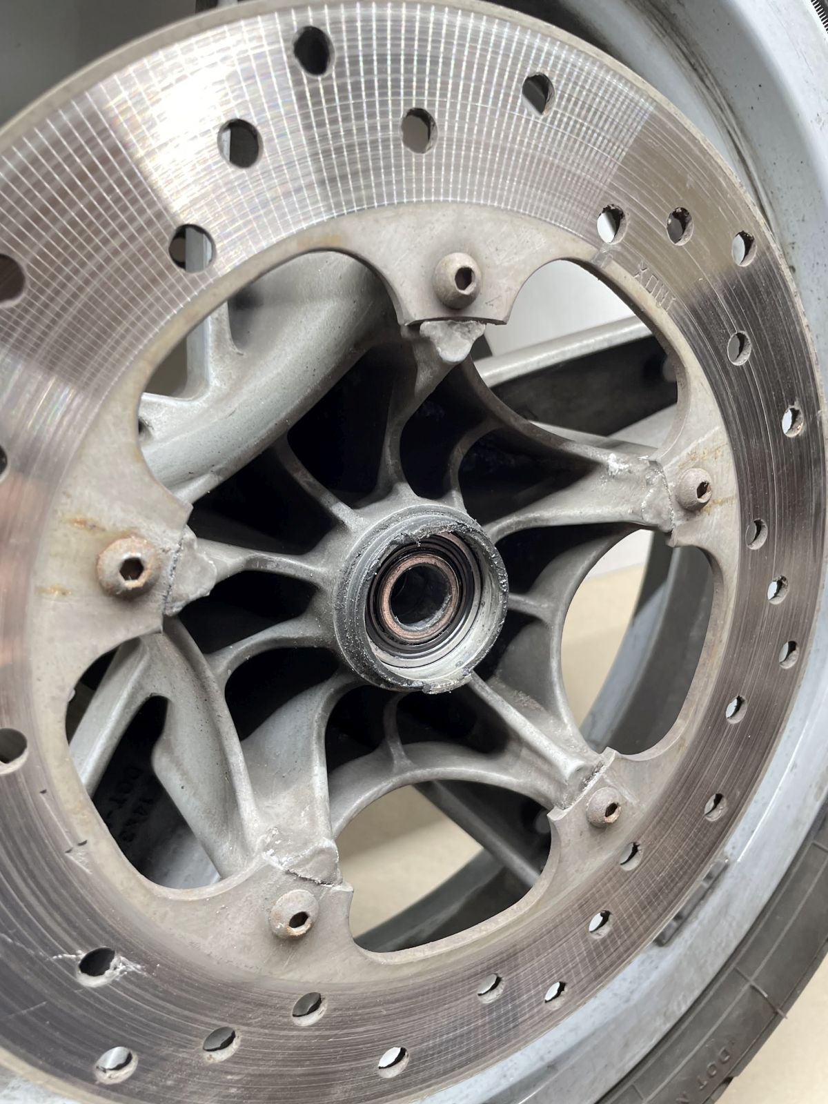 Piaggio X9 250 - Vorderrad Reifen Felge vorne front wheel (75)