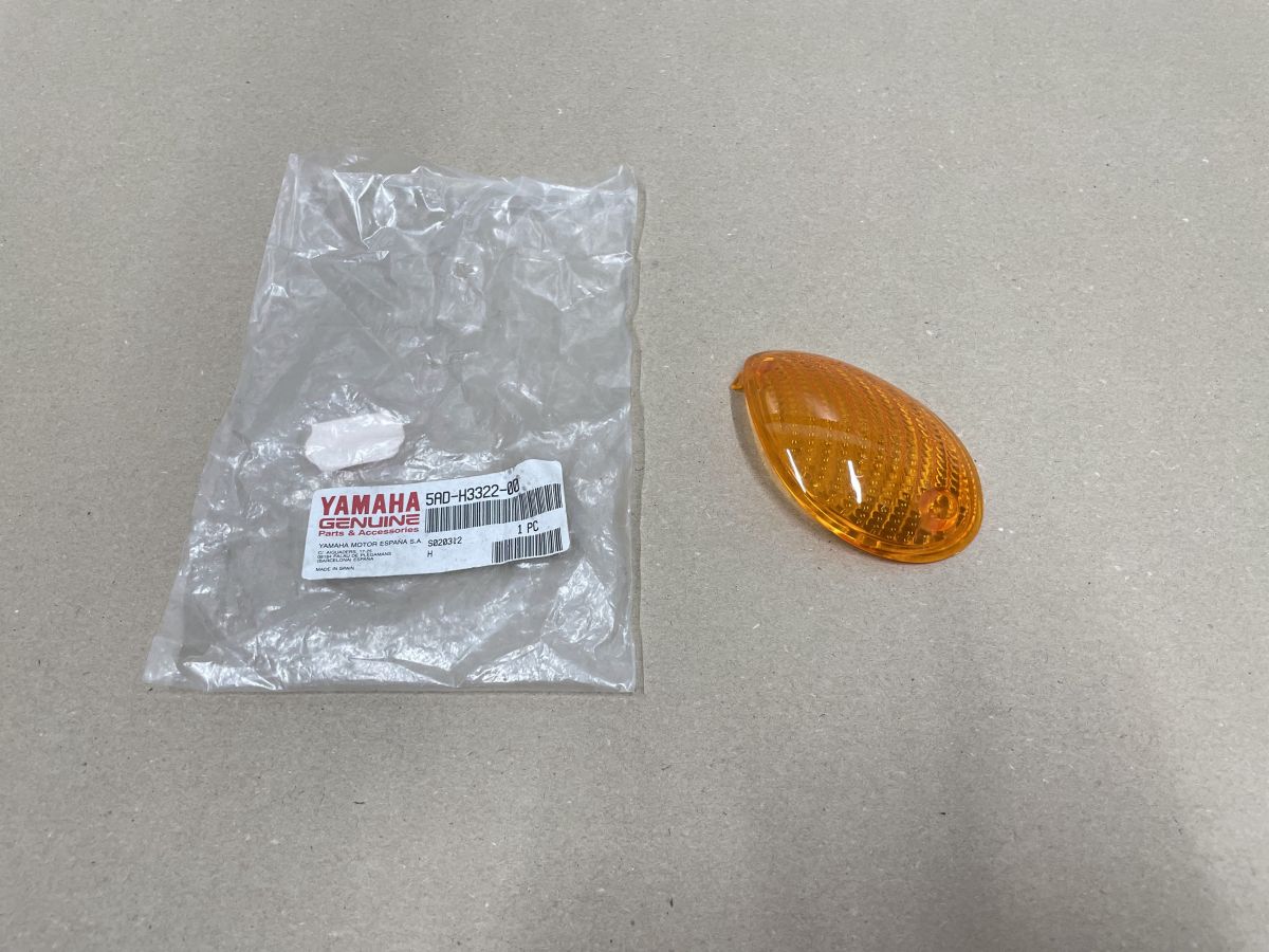 Yamaha Neos 50 100 - ORIGINAL Blinkerglas 5AD-H3322-00 turn signal lens  (118-16)