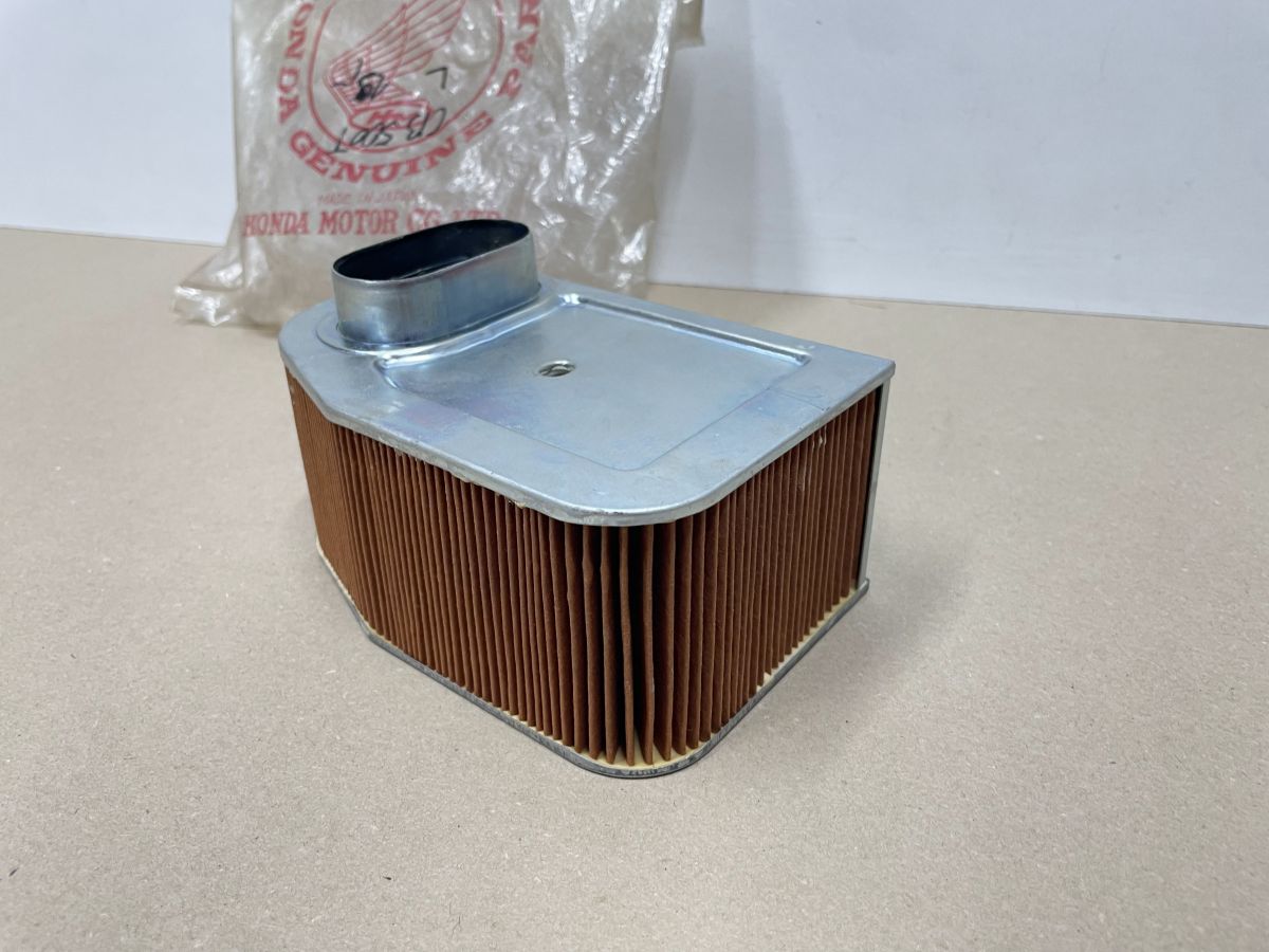 Honda CB 500 T - ORIGINAL Luftfilterkasten rechts NOS Gehäuse airfilter (118-16)