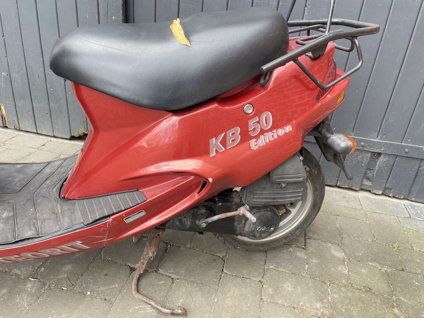 Kymco KB 50 -  Seitenteil links Verkleidung Abdeckung fairing (117)