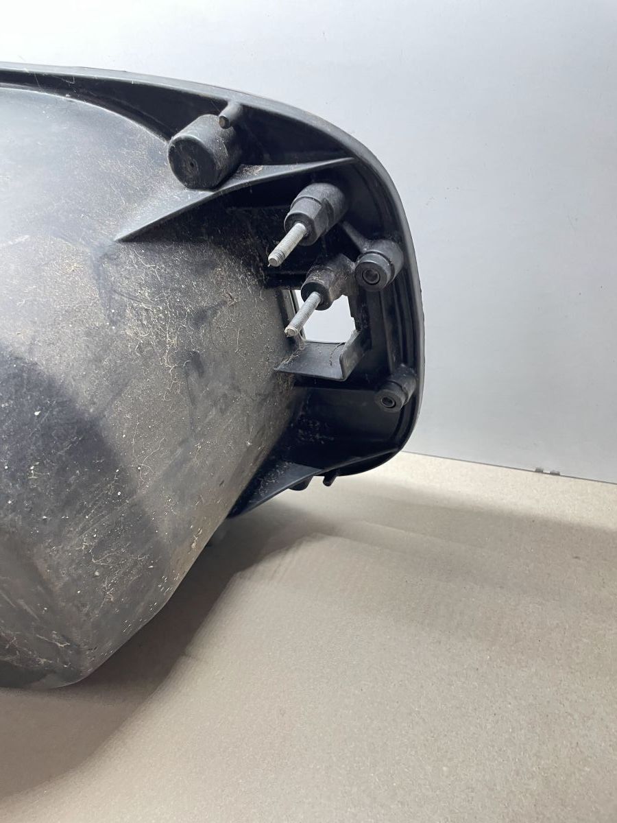 Aprilia Leonardo 125 - Helmfach Staufach Abdeckung Stauraum Verkleidung (97-2)