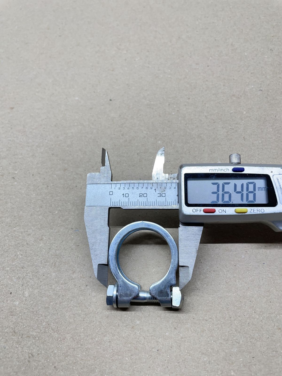 Auspuff Krümmer Schelle 28mm NEU NOS - Hercules Prima M 2 3 4 5 S Mofa (39-57)