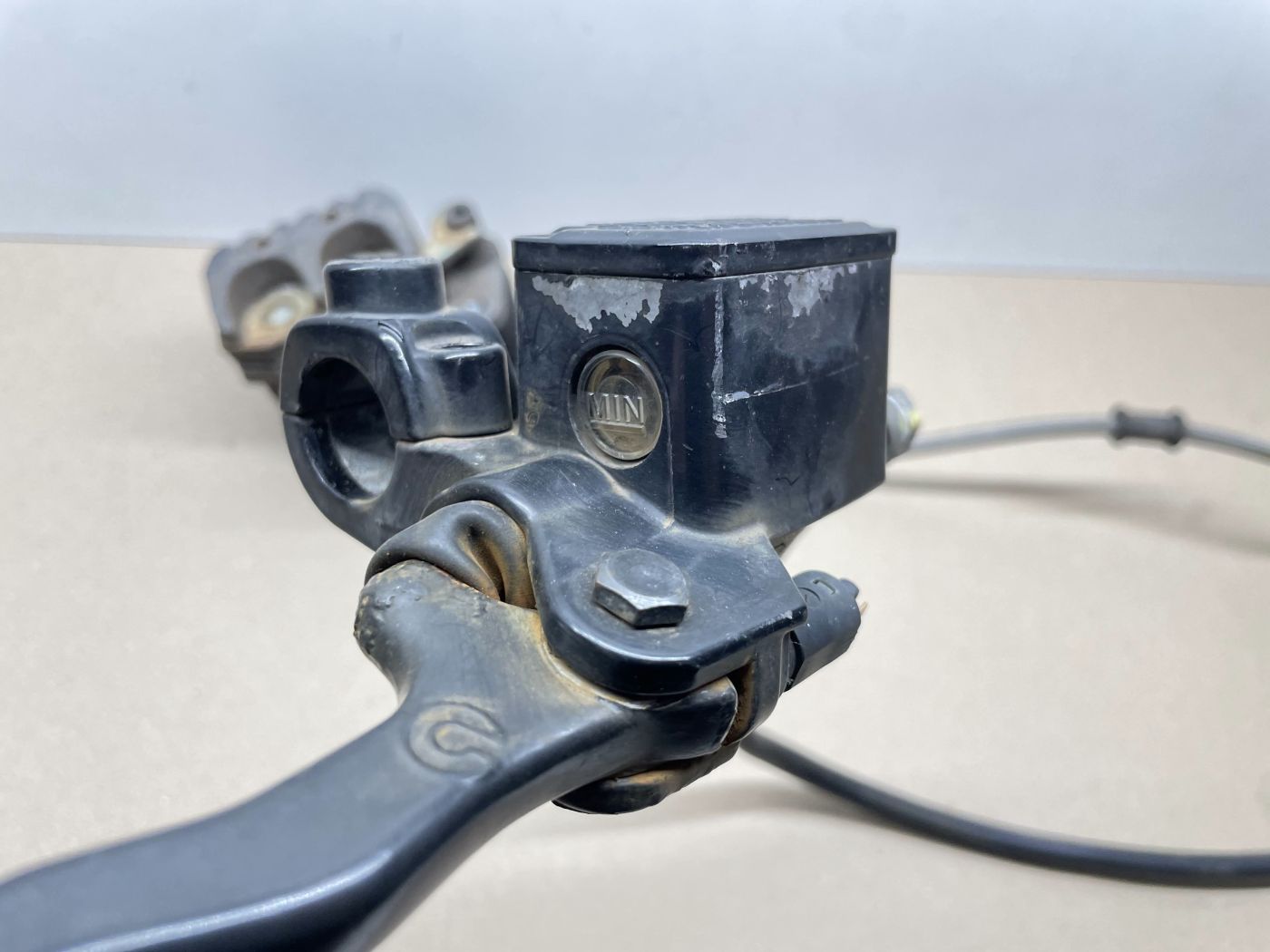 Piaggio Beverly 125 - Bremse vorne Bremspumpe Bremszange Bremszylinder (110)