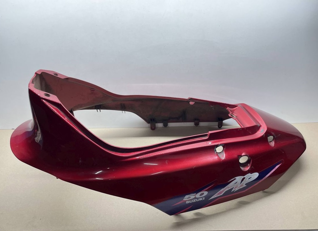 Suzuki AP 50 - Heckverkleidung Seitenteil Abdeckung fairing (62-4)