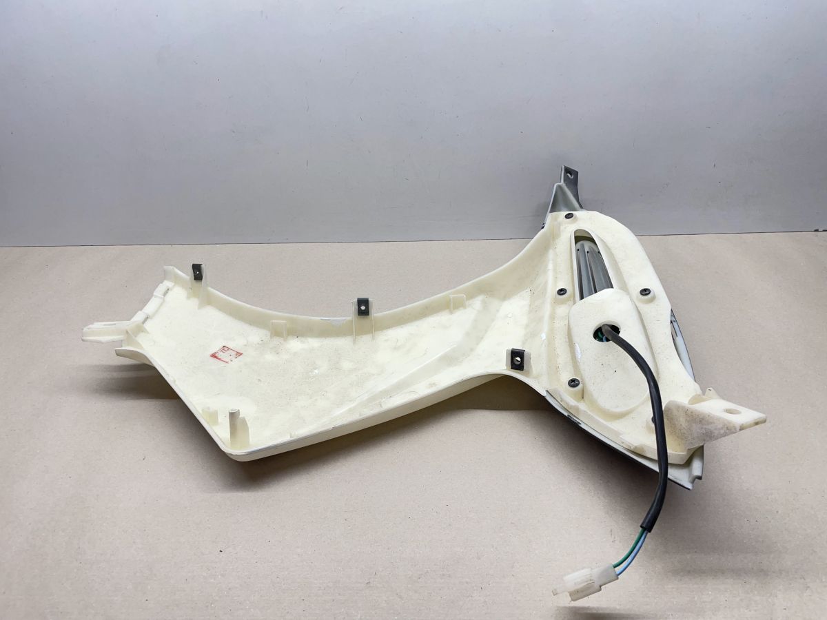 Lifan S-Ray 50 Seitenverkleidung vorne rechts Blinker Verkleidung Abdeckung (102-R)
