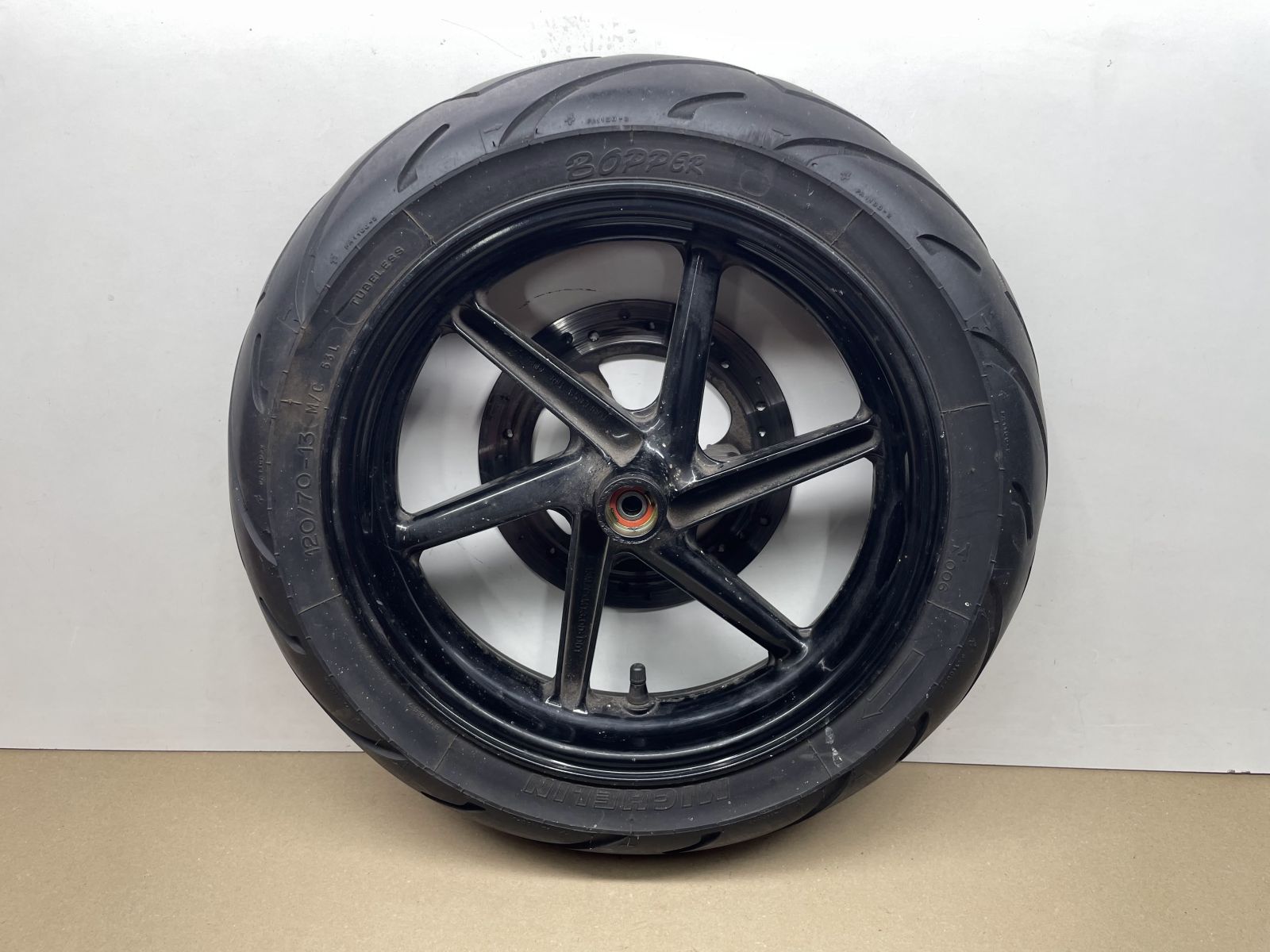 Honda X8R  - Vorderrad Reifen Felge vorne wheel (119)