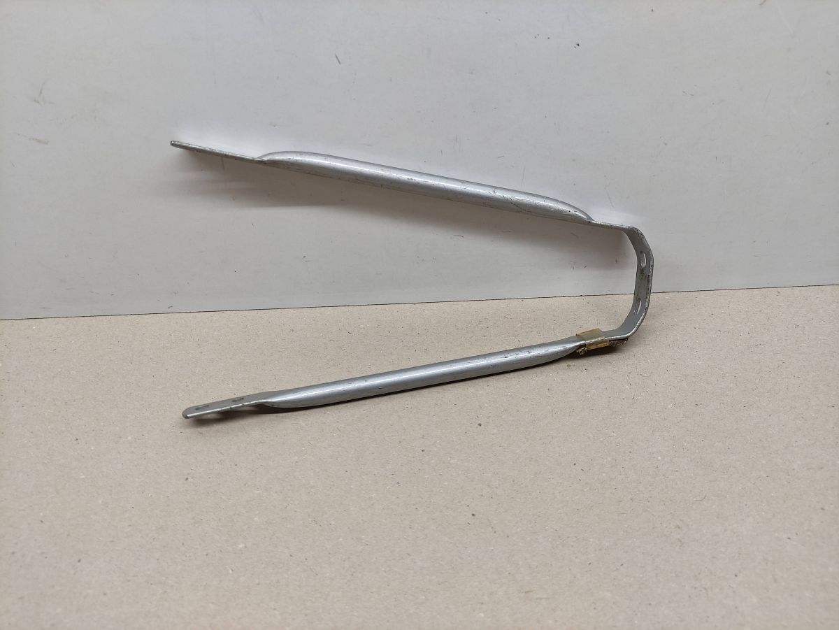 Mobylette Motobecane Motoconfort ? Schutzblechstrebe Halter Halterung NEU (39-9)
