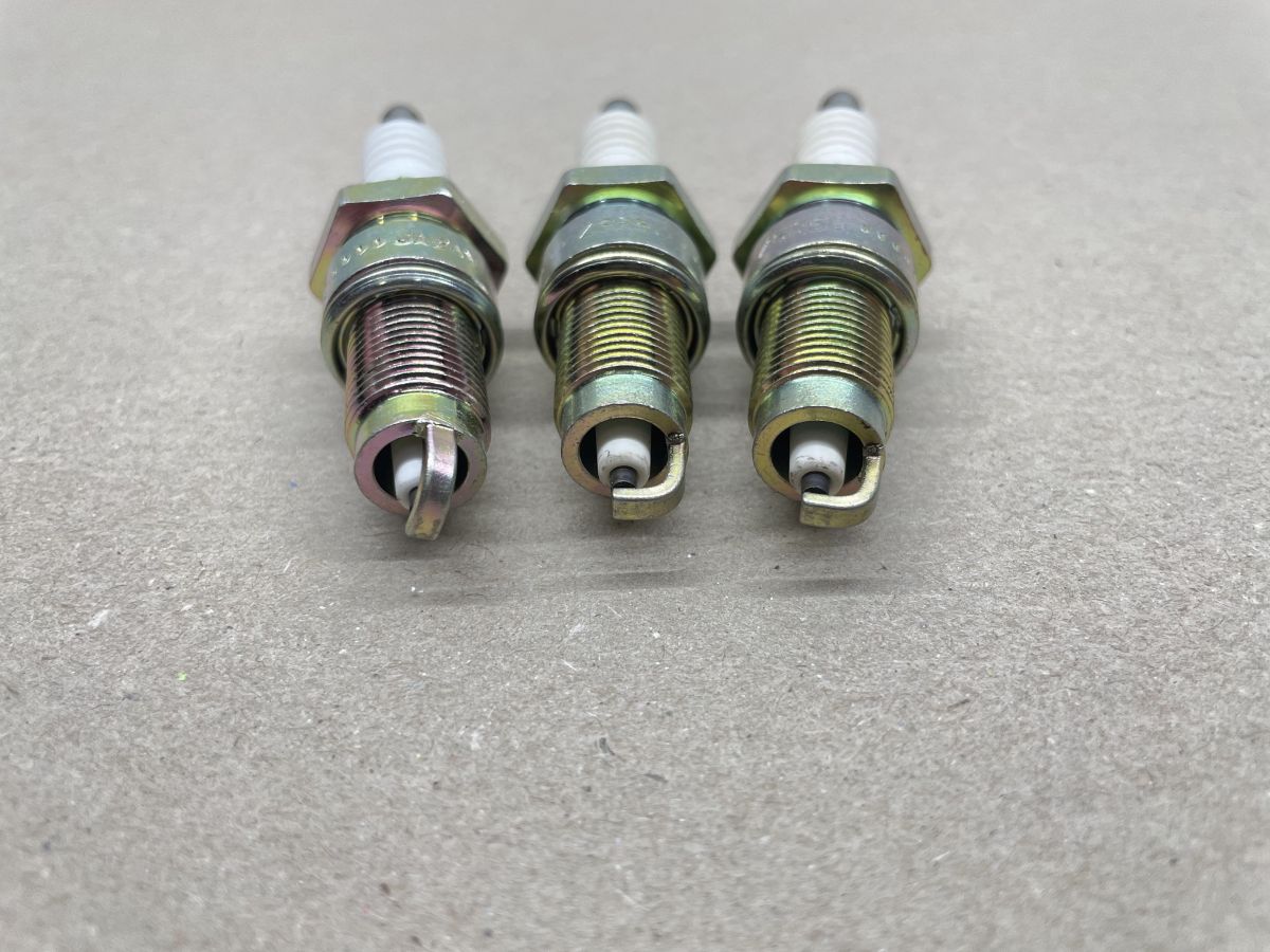 3x NGK Zündkerze ZGR5C NEU spark plug  (Z2)