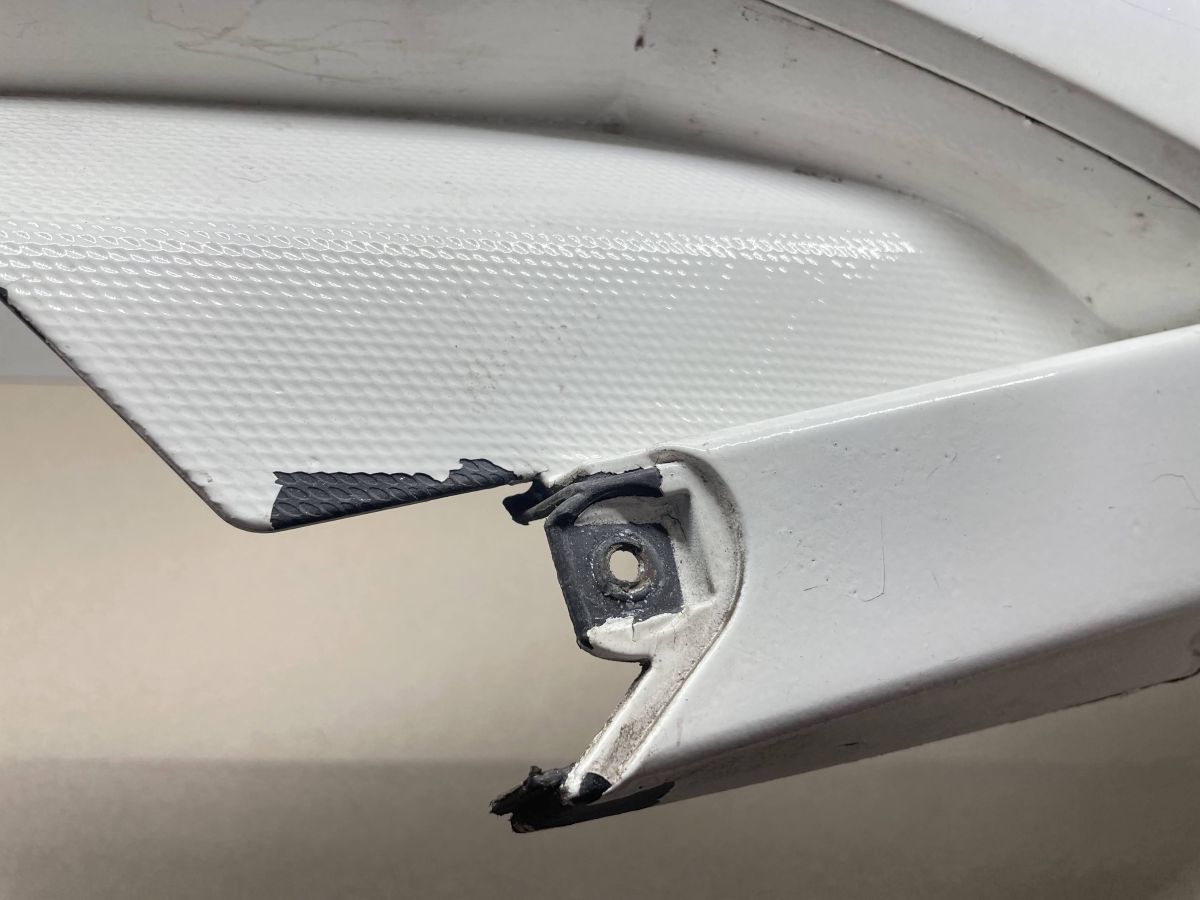 Aprilia SR50 R - Seitenteil links Verkleidung Abdeckung Backe fairing (93)