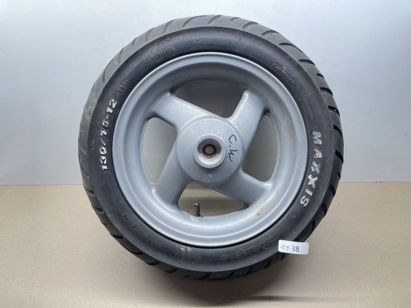 Malaguti F15 - Hinterrad Reifen Felge hinten wheel (109-38)