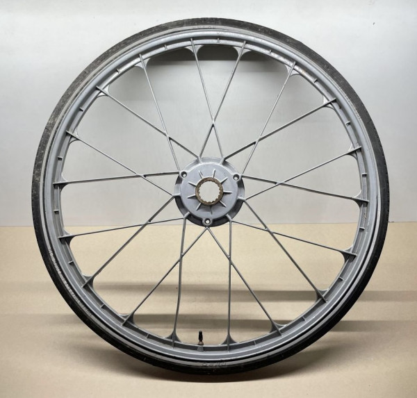 Saxonette Luxus - original Hinterrad Reifen Felge hinten Spartamet (83-16)