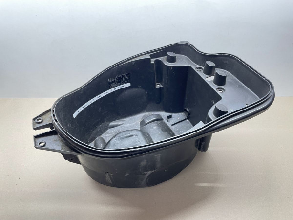 Peugeot JetForce C-Tech 50 original Helmfach Staufach Verkleidung (98)