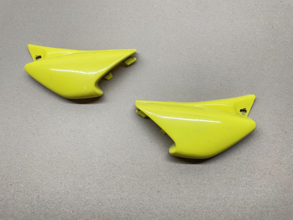 Piaggio NRG MC3 - Seitenteil klein links rechts Verkleidung Abdeckung (111)