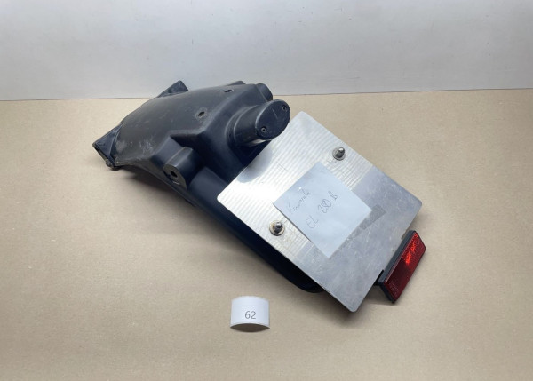 Kawasaki EL 250 - Spritzschutz hinten Kennzeichenhalterung Abdeckung (118-V)