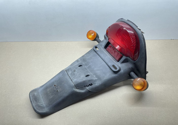 Kymco Cobra Cross - original Rücklicht Blinker Spritzschutz Kappe Deckel (114)
