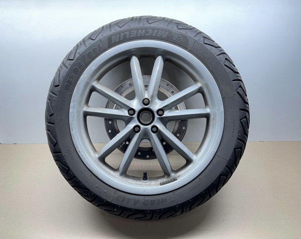Piaggio Beverly 125 - Hinterrad Reifen Felge hinten rear wheel (110)