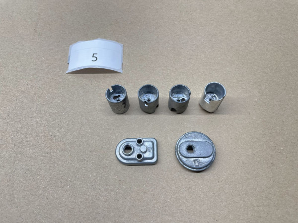 ORIGINAL BING 2x Vergaserdeckel 4x Gasschieber NOS Hercules Zündapp Kreidler (W9)